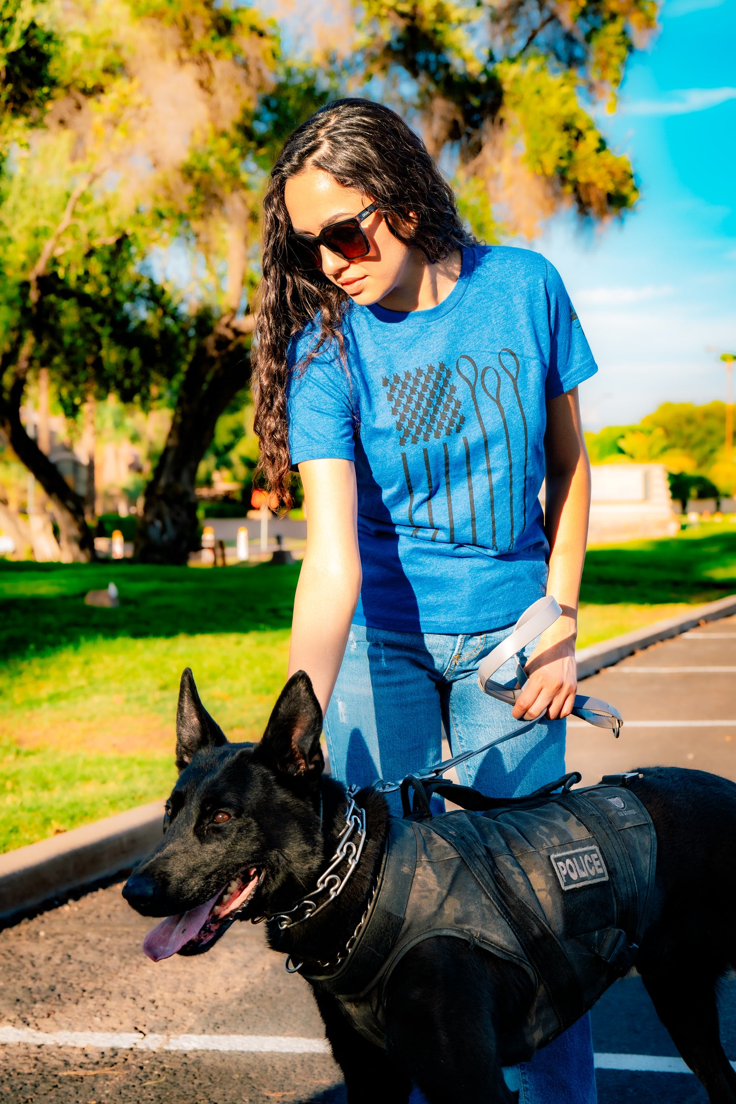 Womens Leash Flag